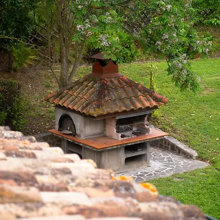 Delle - Con Piscina