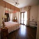Villa Delle - Con Piscina *