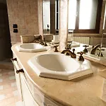 Villa Delle - Con Piscina